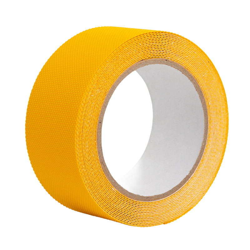 Does the unique textured surface of the diamond pattern yellow strips effectively distribute foot pressure, enhancing comfort during prolonged standing?